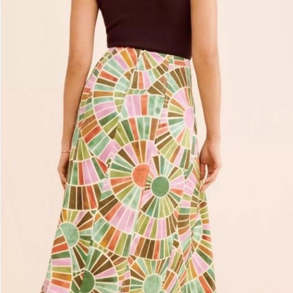 Vibrant Geometric Patterned Maxi Skirt - Picture 3 of 4